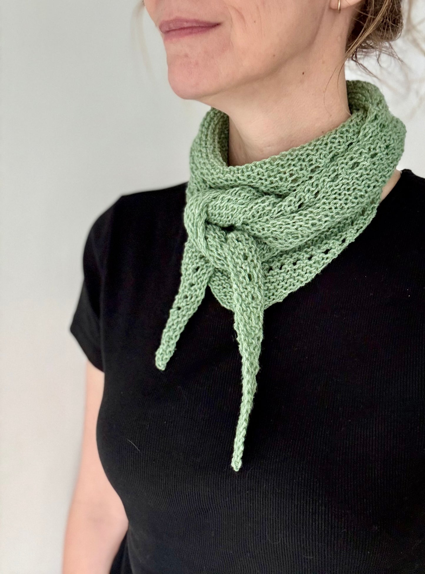 P&G Bandana med hulmønster strikkekit