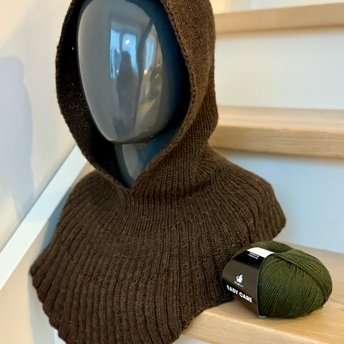 P&G Hoodie halsedisse strikkekit