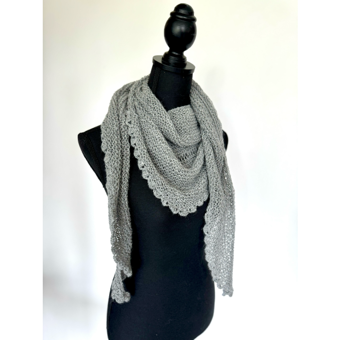 P&G Babyalpaca sjal med hæklet kant strikkekit