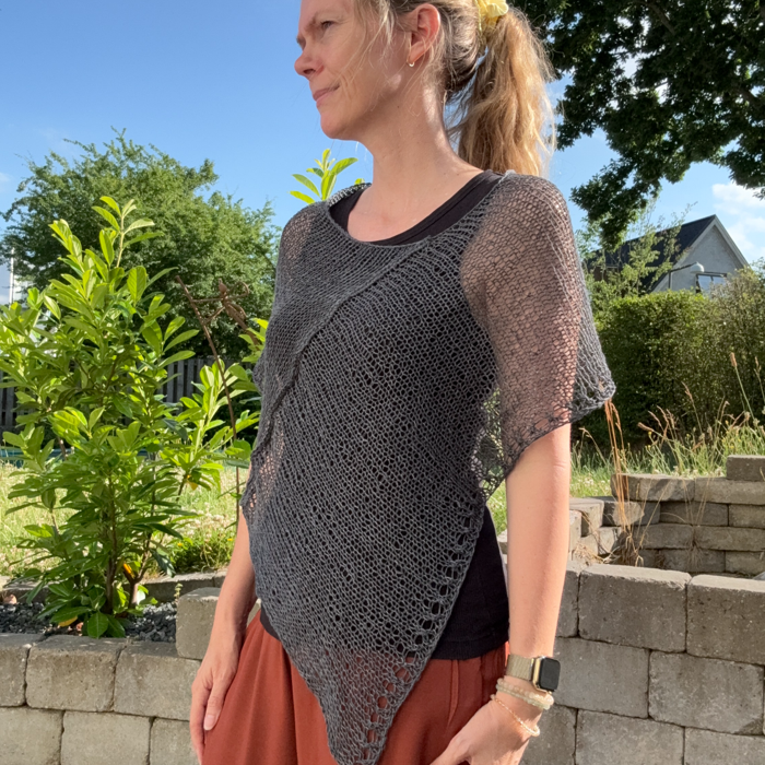 P&G Sommer poncho i hør strikkekit