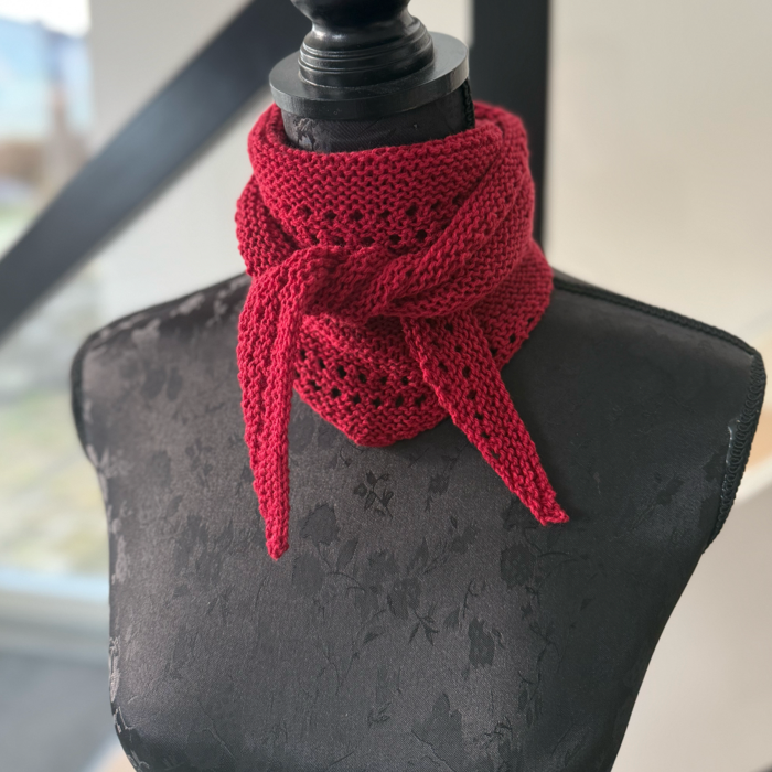 P&G Bandana med hulmønster strikkekit