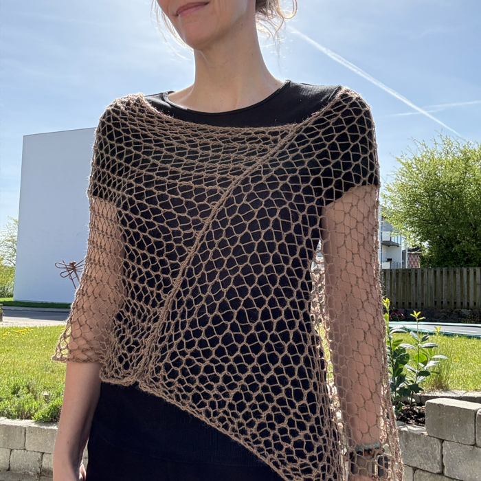 P&G Poncho Babyalpaca strikkekit