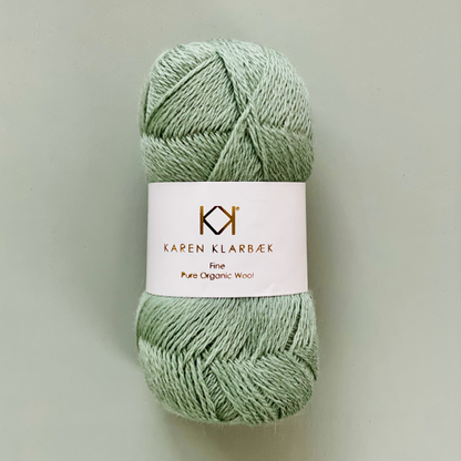 Hue økologisk uld strikkekit Karen Klarbæk